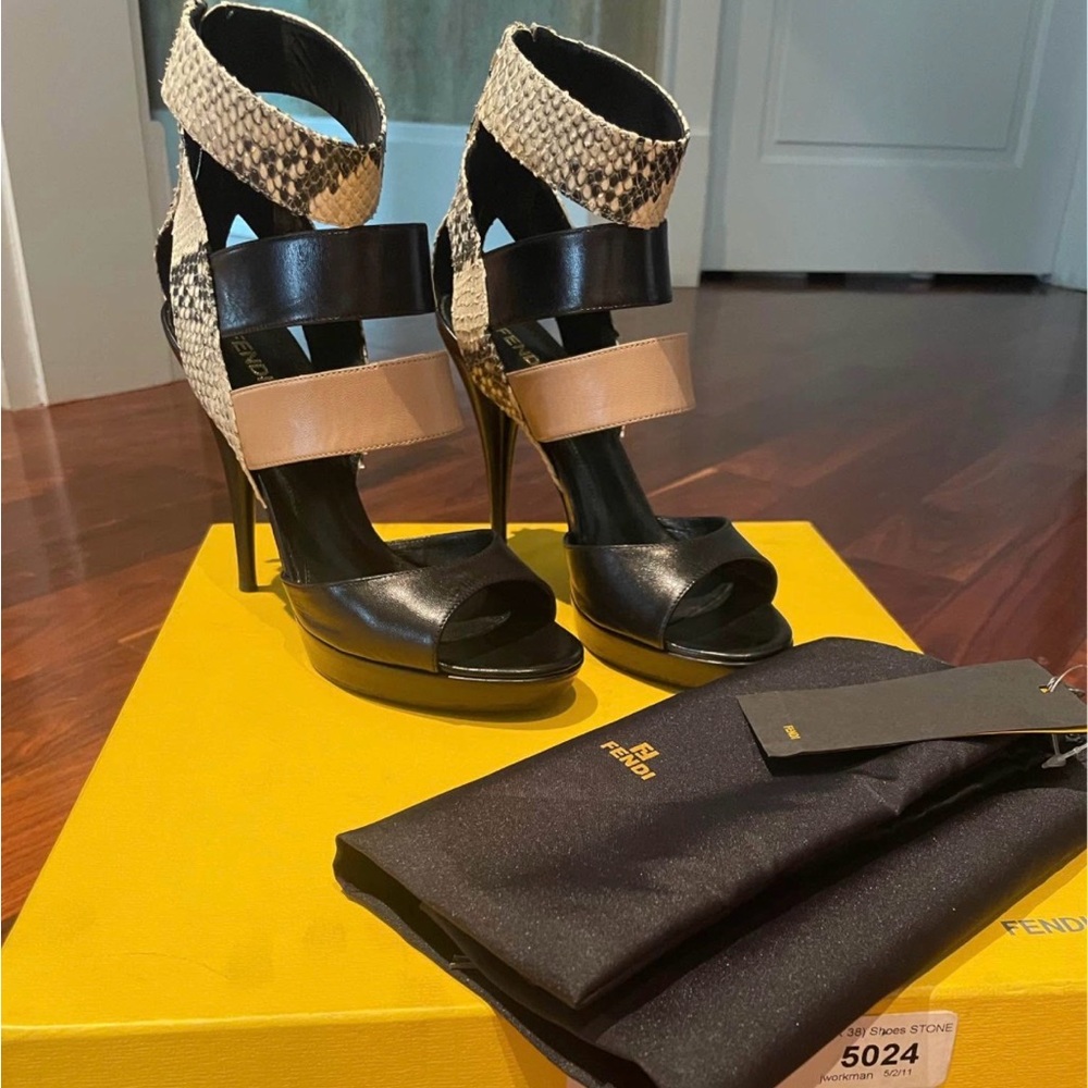 Fendi 🤎Python Sandals 🤎Black and Beige Strappy … - image 1